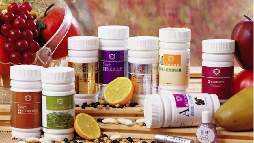 Should you stop taking supplements before breast augmentation surgery?